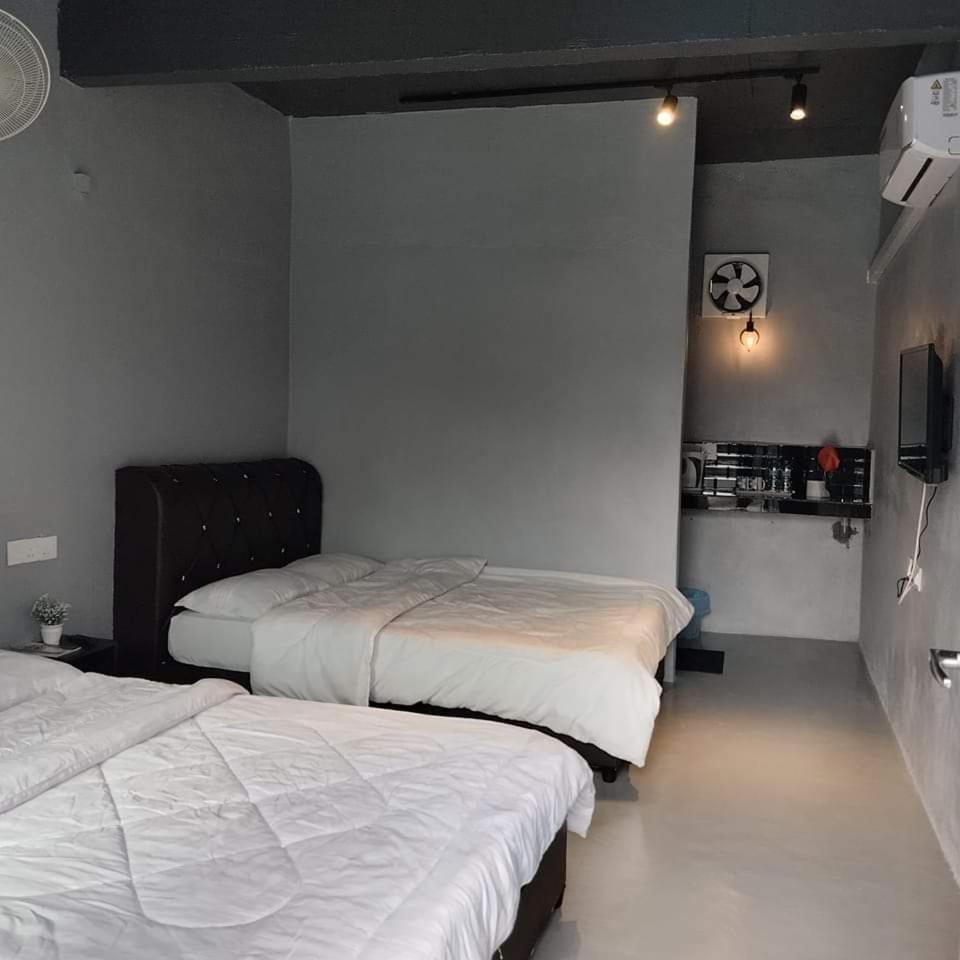 Adana Homestay & Pool Kangar Luaran gambar